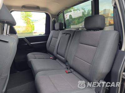 2010 Nissan TITAN SE Crew Cab Short Bed - zdjęcie 13 z 24 - miniatura