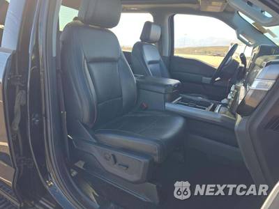 2026 Ford Super Duty F-350 Lariat Crew Cab Medium Bed - zdjęcie 18 z 20 - miniatura
