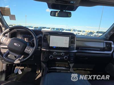 2026 Ford Super Duty F-350 Lariat Crew Cab Medium Bed - zdjęcie 10 z 20 - miniatura