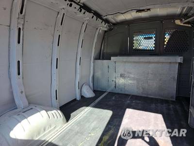 2015 Chevrolet Express 2500 Cargo Van 1WT 135.0" WB - zdjęcie 10 z 21 - miniatura