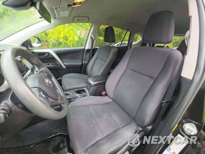 2018 Toyota RAV4 LE - zdjęcie 3 z 32 - miniatura