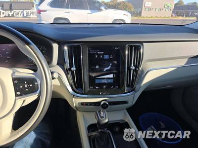 2022 Volvo V60 Cross Country T5 - zdjęcie 10 z 21 - miniatura