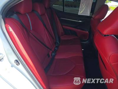 2018 Toyota Camry XSE - zdjęcie 13 z 25 - miniatura
