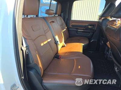 2022 Ram 3500 Limited Longhorn Crew Cab Long Bed DRW - zdjęcie 13 z 20 - miniatura