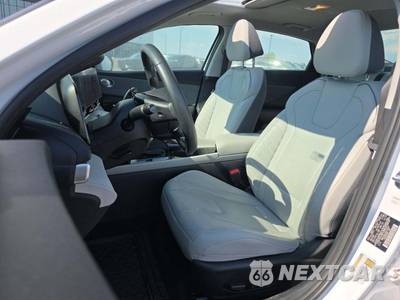 2025 Hyundai Elantra Hybrid Limited - zdjęcie 3 z 19 - miniatura