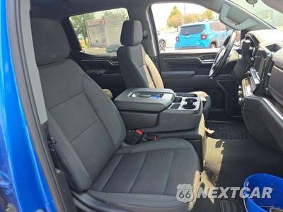 2025 Chevrolet Silverado 1500 LT Crew Cab Short Bed 1LT - zdjęcie 15 z 18 - miniatura
