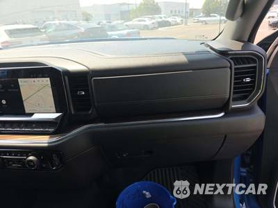 2025 Chevrolet Silverado 1500 LT Crew Cab Short Bed 1LT - zdjęcie 16 z 18 - miniatura