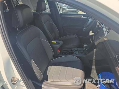 2024 Volkswagen Tiguan SEL R-Line - zdjęcie 15 z 18 - miniatura