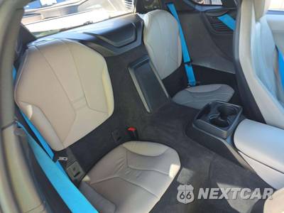 2015 BMW i8 PURE IMPULSE WORLD - zdjęcie 16 z 22 - miniatura