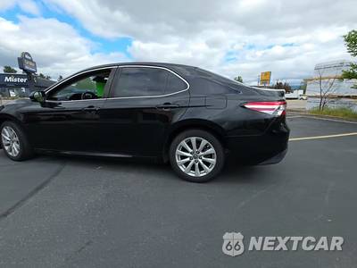 2018 Toyota Camry LE - zdjęcie 3 z 24 - miniatura
