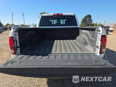 2016 Ram 1500 Sport Crew Cab Short Bed - zdjęcie 11 z 19 - miniatura