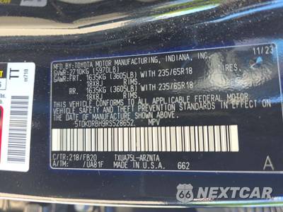 2024 Toyota Highlander LE - zdjęcie 2 z 18 - miniatura