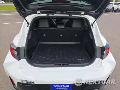2025 Toyota GR Corolla Premium - zdjęcie 11 z 18 - miniatura