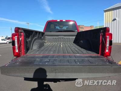 2026 Ford Super Duty F-450 Lariat Crew Cab Long Bed DRW - zdjęcie 11 z 19 - miniatura