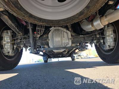 2026 Ford Super Duty F-450 Lariat Crew Cab Long Bed DRW - zdjęcie 12 z 19 - miniatura