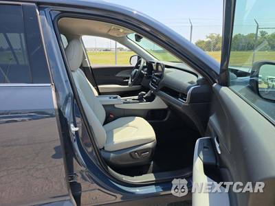 2026 Toyota Grand Highlander XLE - zdjęcie 16 z 22 - miniatura