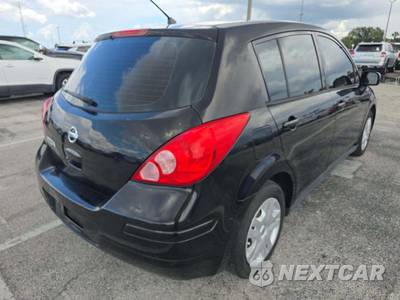 2012 Nissan Versa 1.8 S Hatchback - zdjęcie 3 z 22 - miniatura