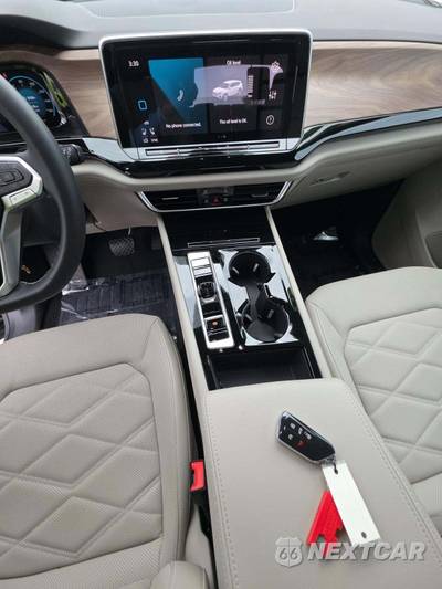 2024 Volkswagen Atlas 2.0T SE w/Technology - zdjęcie 10 z 23 - miniatura