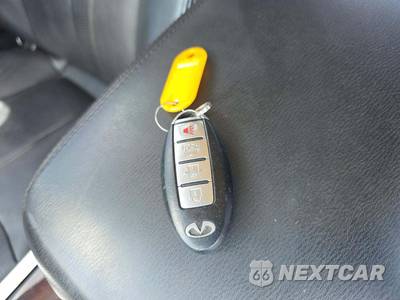 2011 INFINITI M37 - zdjęcie 8 z 25 - miniatura