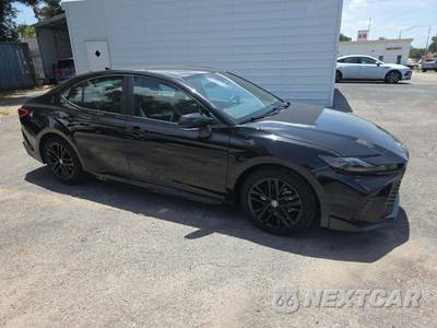2026 Toyota Camry SE - zdjęcie 4 z 23 - miniatura