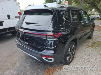 2025 Volkswagen Taos SE - zdjęcie 3 z 22 - miniatura