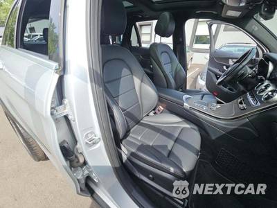 2020 Mercedes-Benz GLC 300 4MATIC - zdjęcie 18 z 25 - miniatura