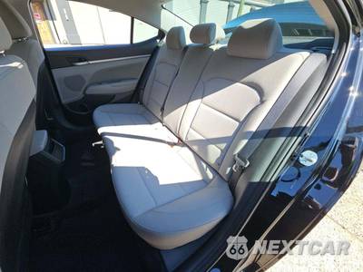 2018 Hyundai Elantra SEL Sedan - zdjęcie 13 z 27 - miniatura