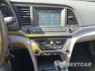 2018 Hyundai Elantra SEL Sedan - zdjęcie 10 z 27 - miniatura