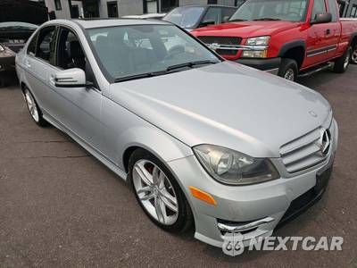 2012 Mercedes-Benz C 300 4MATIC Sedan - zdjęcie 4 z 26 - miniatura