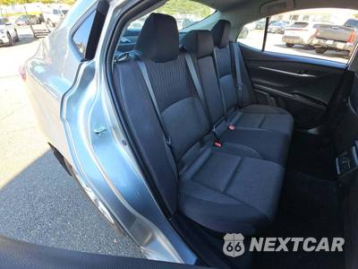 2025 Toyota Camry LE - zdjęcie 16 z 23 - miniatura