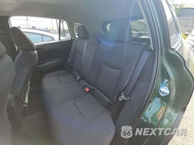 2026 Toyota Corolla Cross LE - zdjęcie 13 z 21 - miniatura
