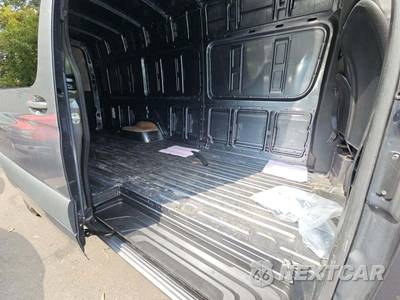 2022 Mercedes-Benz Sprinter 4500 Cargo Van DRW High Roof 170.0" WB - zdjęcie 15 z 20 - miniatura