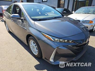 2021 Toyota Prius Prime LE - zdjęcie 4 z 24 - miniatura