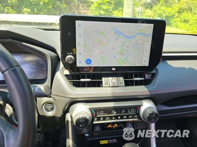2023 Toyota RAV4 Prime XSE - zdjęcie 10 z 22 - miniatura