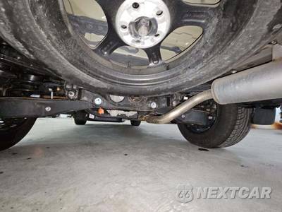 2023 Toyota Highlander Hybrid XLE - zdjęcie 16 z 24 - miniatura