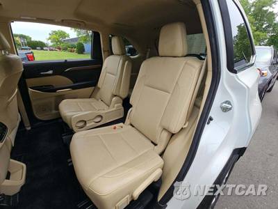2017 Toyota Highlander Hybrid Limited - zdjęcie 13 z 24 - miniatura
