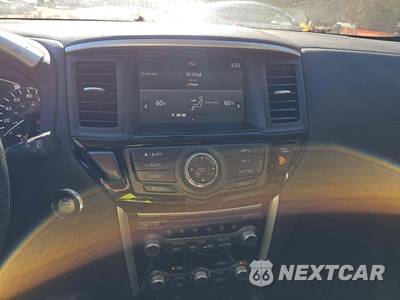 2020 Nissan Pathfinder S - zdjęcie 10 z 25 - miniatura