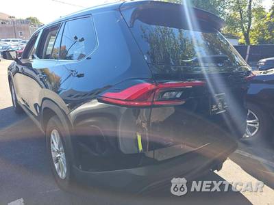 2024 Toyota Grand Highlander XLE - zdjęcie 2 z 23 - miniatura