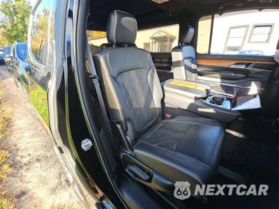 2022 Jeep Grand Wagoneer Series III - zdjęcie 17 z 27 - miniatura