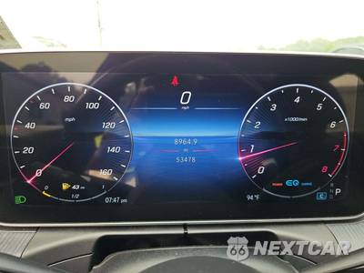 2022 Mercedes-Benz C 300 4MATIC Sedan - zdjęcie 9 z 25 - miniatura