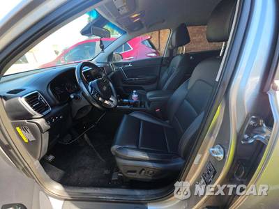 2020 Kia Sportage EX - zdjęcie 6 z 22 - miniatura