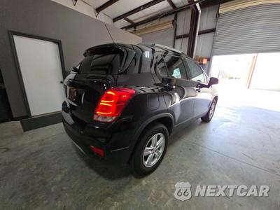 2022 Chevrolet Trax LT 1LT - zdjęcie 3 z 22 - miniatura