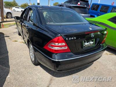 2001 Mercedes-Benz C 240 - zdjęcie 2 z 22 - miniatura