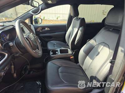 2025 Chrysler Pacifica Select 121.6" WB - zdjęcie 6 z 23 - miniatura
