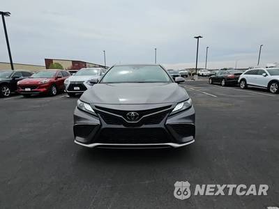 2023 Toyota Camry XSE - zdjęcie 2 z 27 - miniatura