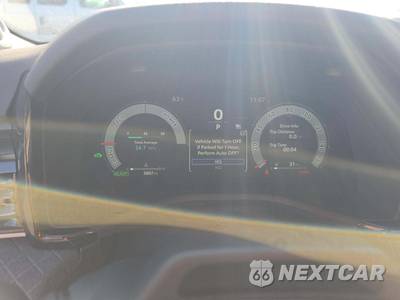 2026 Toyota Camry XLE - zdjęcie 6 z 17 - miniatura