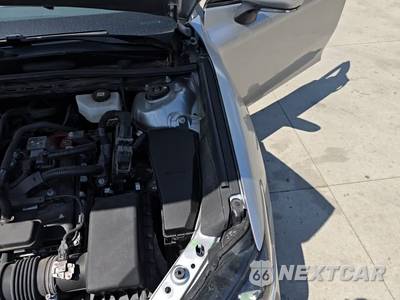 2025 Toyota Camry LE - zdjęcie 26 z 27 - miniatura