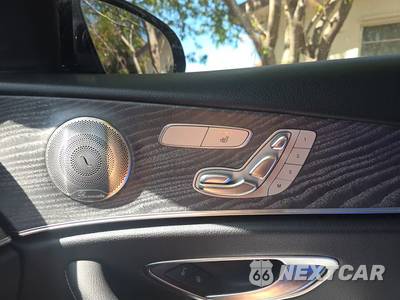2021 Mercedes-Benz E 350 4MATIC Sedan - zdjęcie 35 z 38 - miniatura