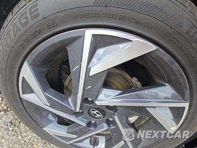 2025 Hyundai Elantra SEL Convenience - zdjęcie 21 z 23 - miniatura