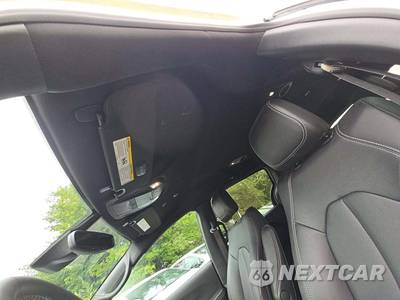 2026 Chrysler Pacifica Select 121.6" WB - zdjęcie 11 z 22 - miniatura